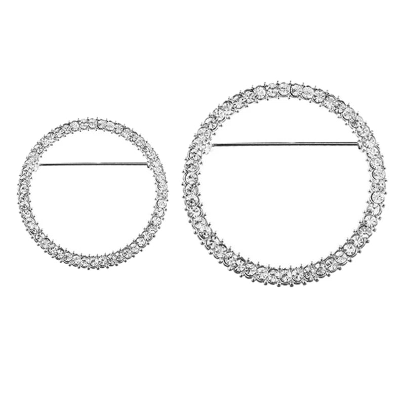 Round Crystal Brooch – Elegant Eyeglasses Holder