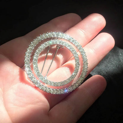 Round Crystal Brooch – Eyeglasses Pin Holder
